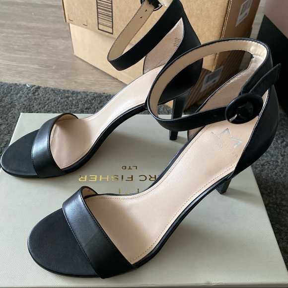 Marc Fisher Shoes - Marc fisher kora leather ankle strap sandals